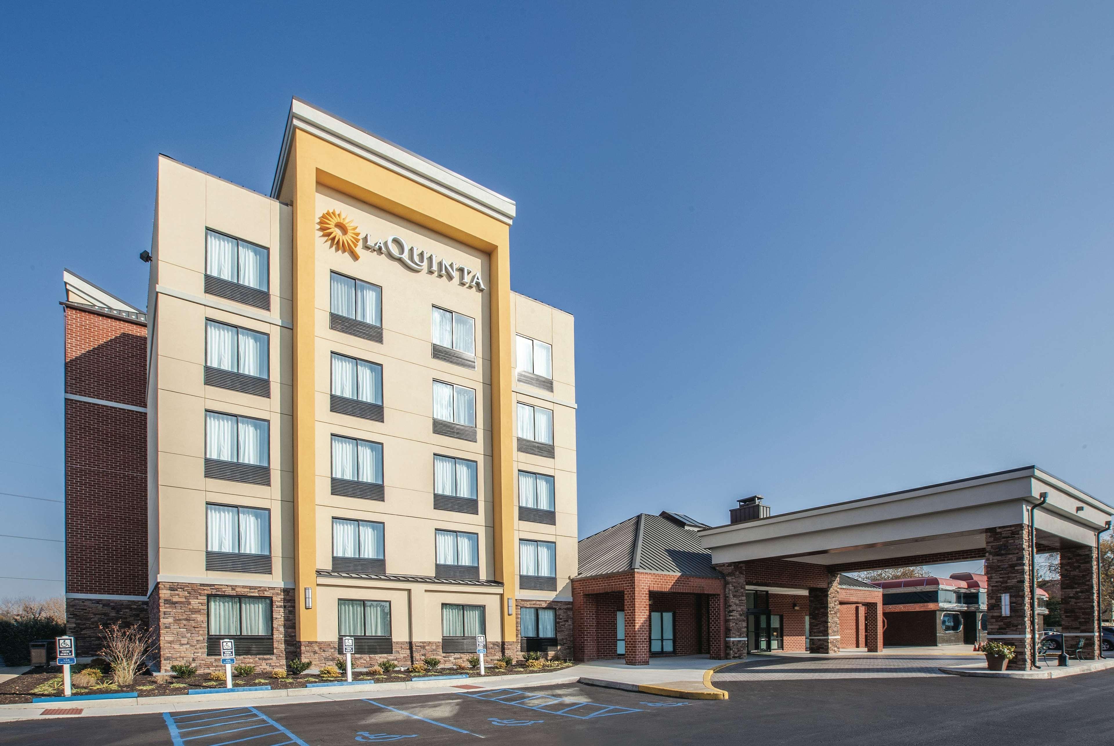 La Quinta By Wyndham Philadelphia Airport Hotel Essington Exterior foto