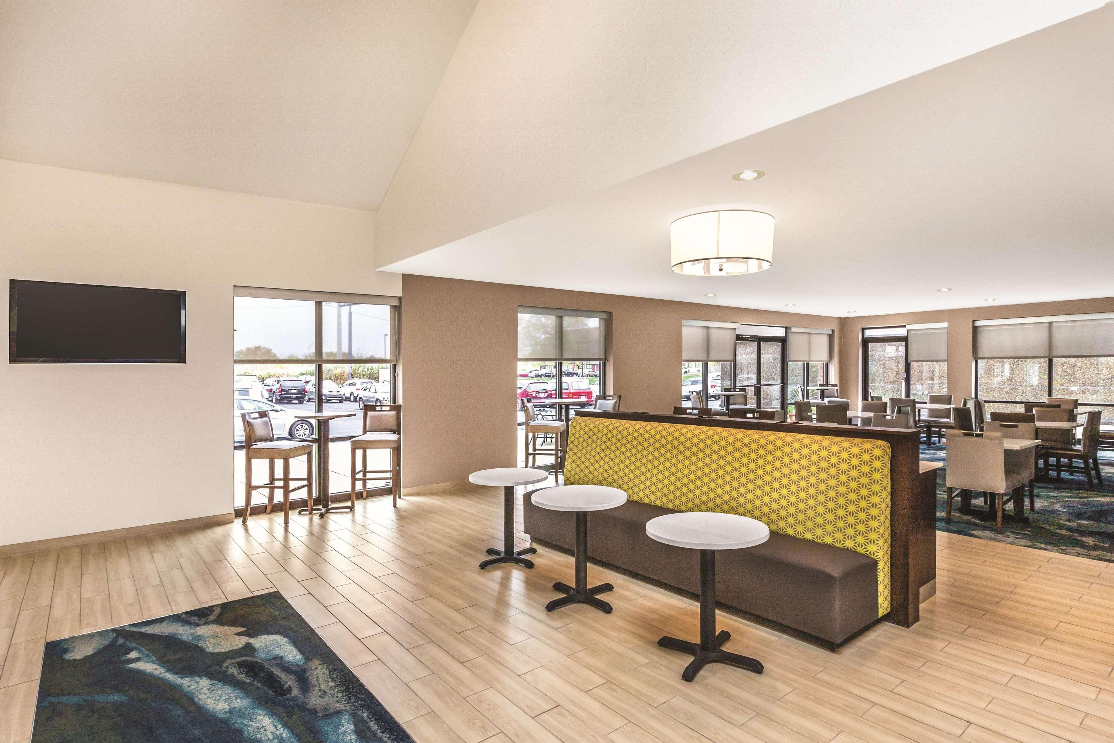 La Quinta By Wyndham Philadelphia Airport Hotel Essington Exterior foto
